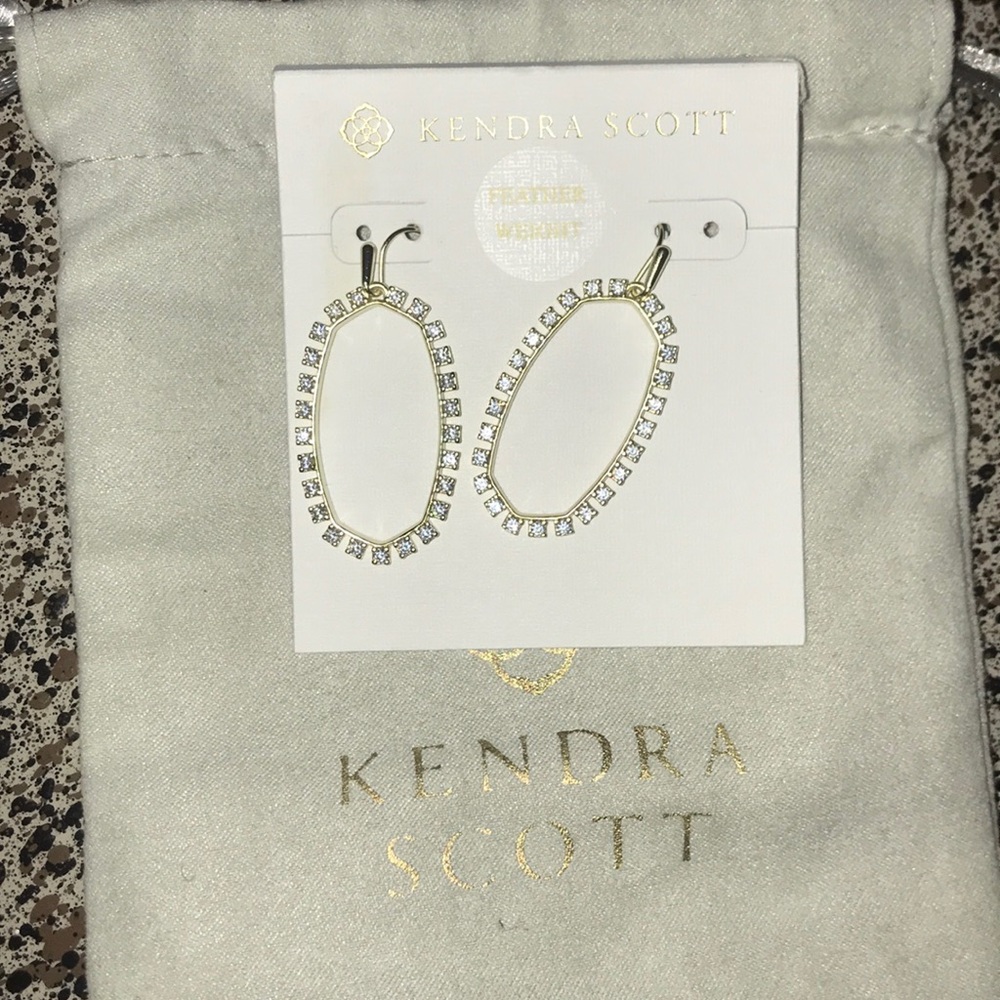 Kendra Scott feather weight earrings